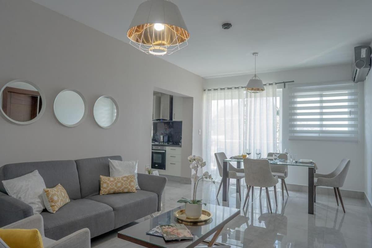 Soha Suites I 圣地亚哥洛斯卡巴 外观 照片